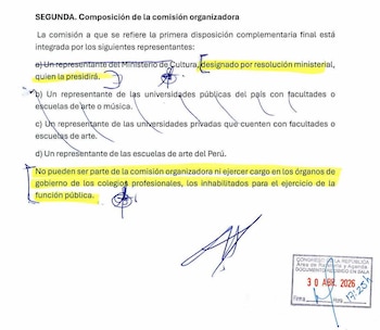 Reforma de contrabando para sacar a Delia Espinoza del Colegio de Abogados de Lima.