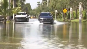 Las mareas altas pueden provocar este martes las peores inundaciones del año en el sur de Florida