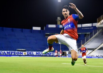 Vélez deberá ganar por dos