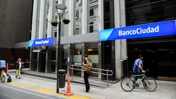 Sólo atenderán a jubilados y