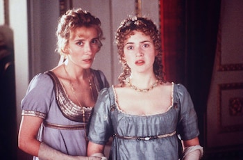 Emma Thompson y Kate Winslet protagonizaron la versión de 1995 de “Sense and Sensibility”. (Captura de video)