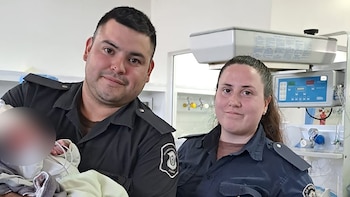 Encontraron un bebé recién nacido