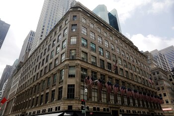 Saks Fifth Avenue quiere agregar