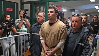 Una jueza de EEUU pospone hasta octubre el juicio federal contra Luigi Mangione