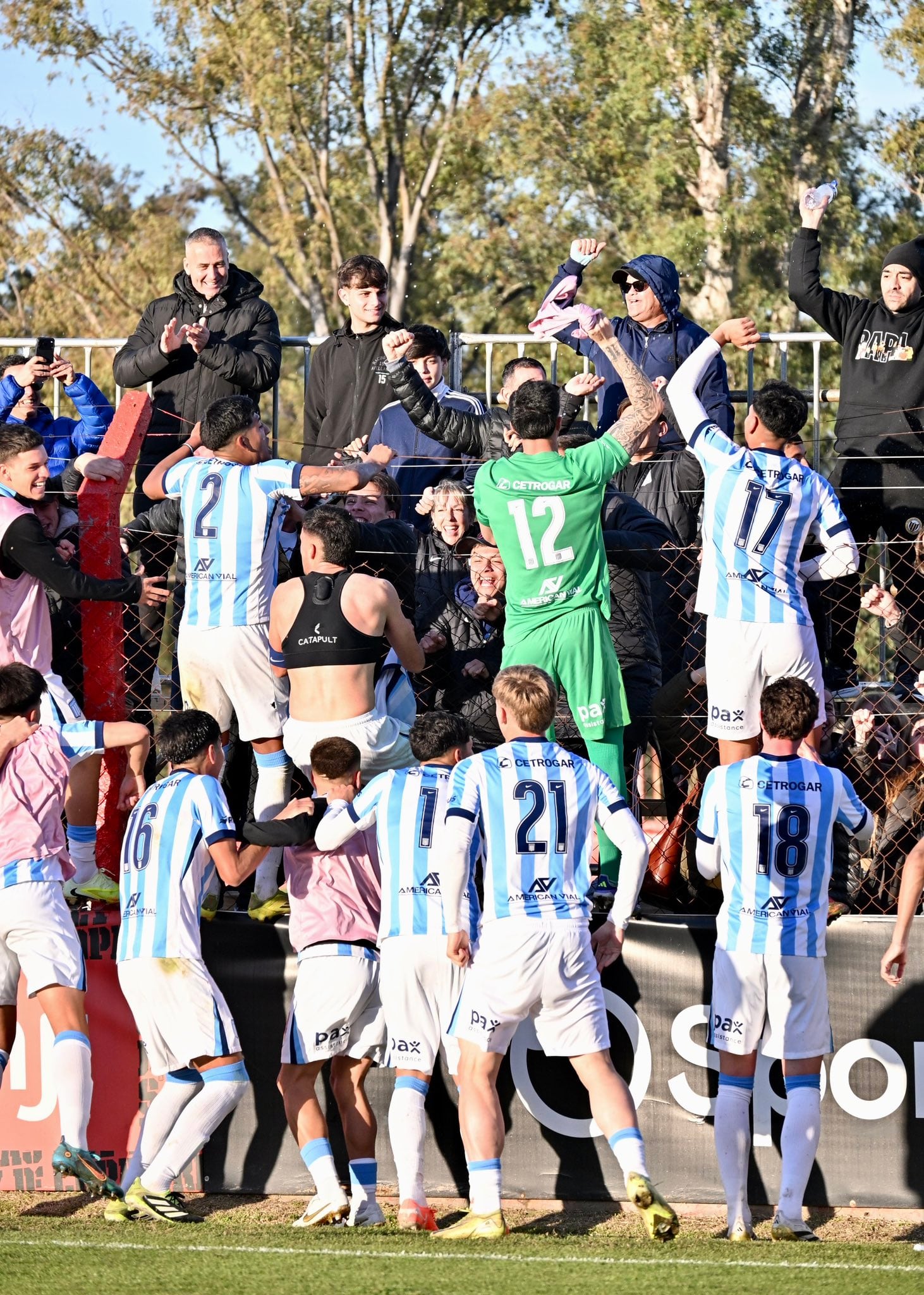 La Academia superó a Independiente y avanzó a semifinales del Torneo Proyección (@ProyeccionLPF)