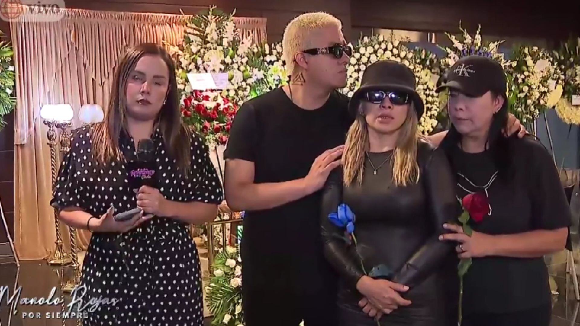 Manuel y Rubi Rojas acompañados de su madre Marisol Ayalo se concetaro con