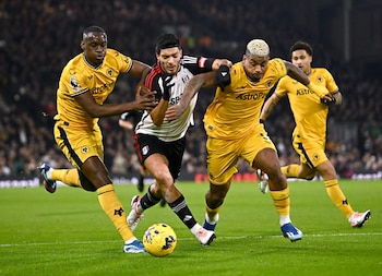 Raúl Jiménez acumula 223 partidos, 67 goles y 24 asistencias con el Wolverhampton y el Fulham, figurando como el mexicano con mejor rendimiento en la Premier League. REUTERS/Dylan Martinez