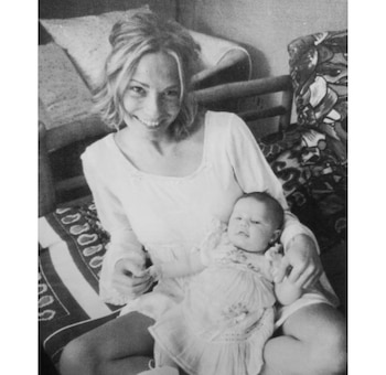 Gloria Carrá y su hija,