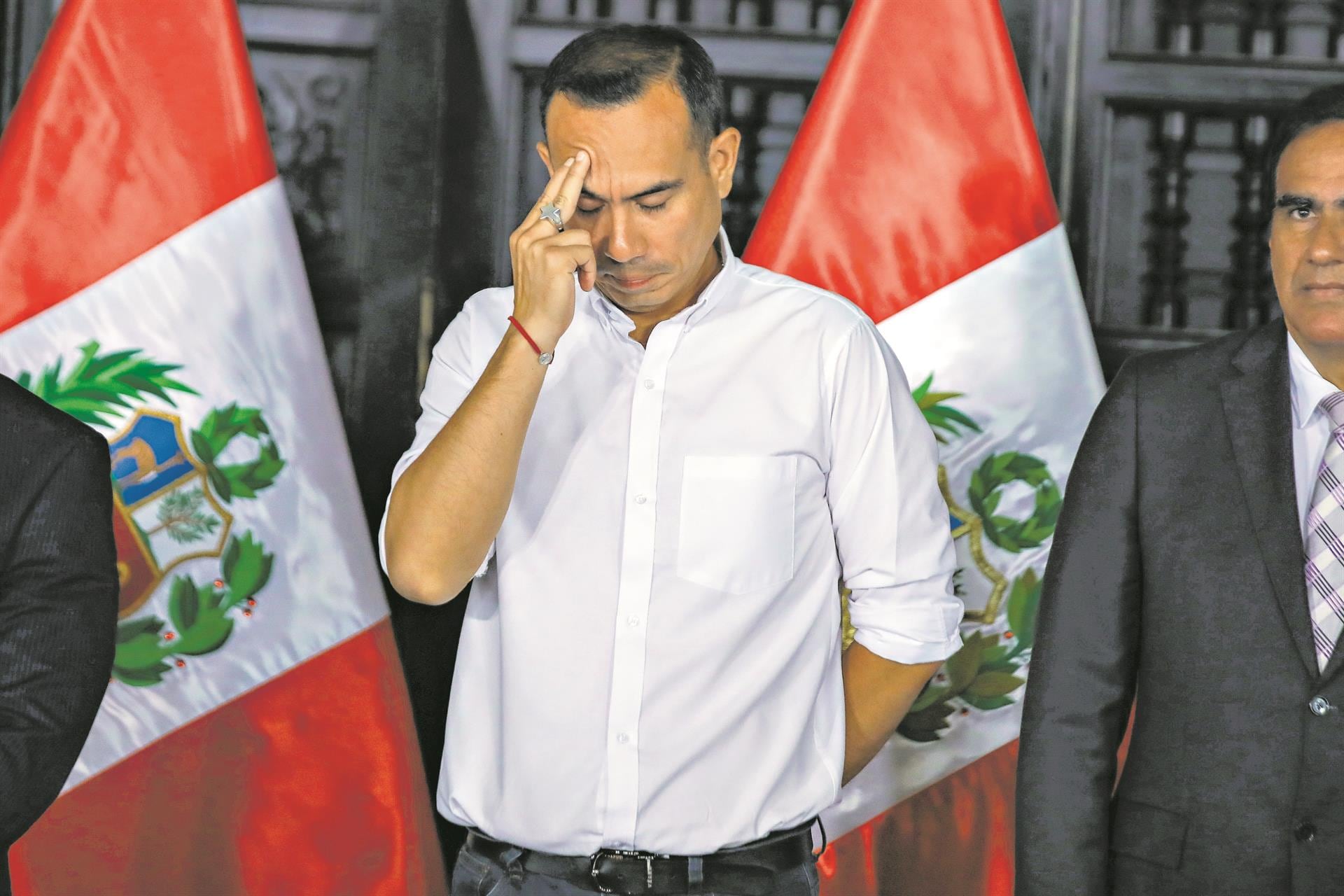 El Congreso de Perú aprueba una moción de censura contra el presidente interino