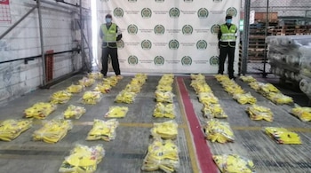 Incautan cientos de camisetas ‘piratas’