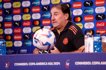 Néstor Lorenzo, entrenador de Colombia, afirmó que enfrentar a Panamá no fue sencillo, más allá de la goleada 5-0 - crédito JUAN G. MABANGLO/EFE/EPA