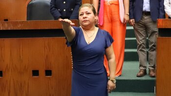 Esposa de alcalde asesinado asume