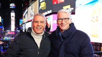 Andy Cohen y Anderson Cooper,