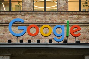 FILE PHOTO: A view of a sign above the entrance of the Google office, ahead of presentation of the detailed investment plan for Germany, in Berlin, Germany, August 31, 2021. REUTERS/Annegret Hilse/File Photo
