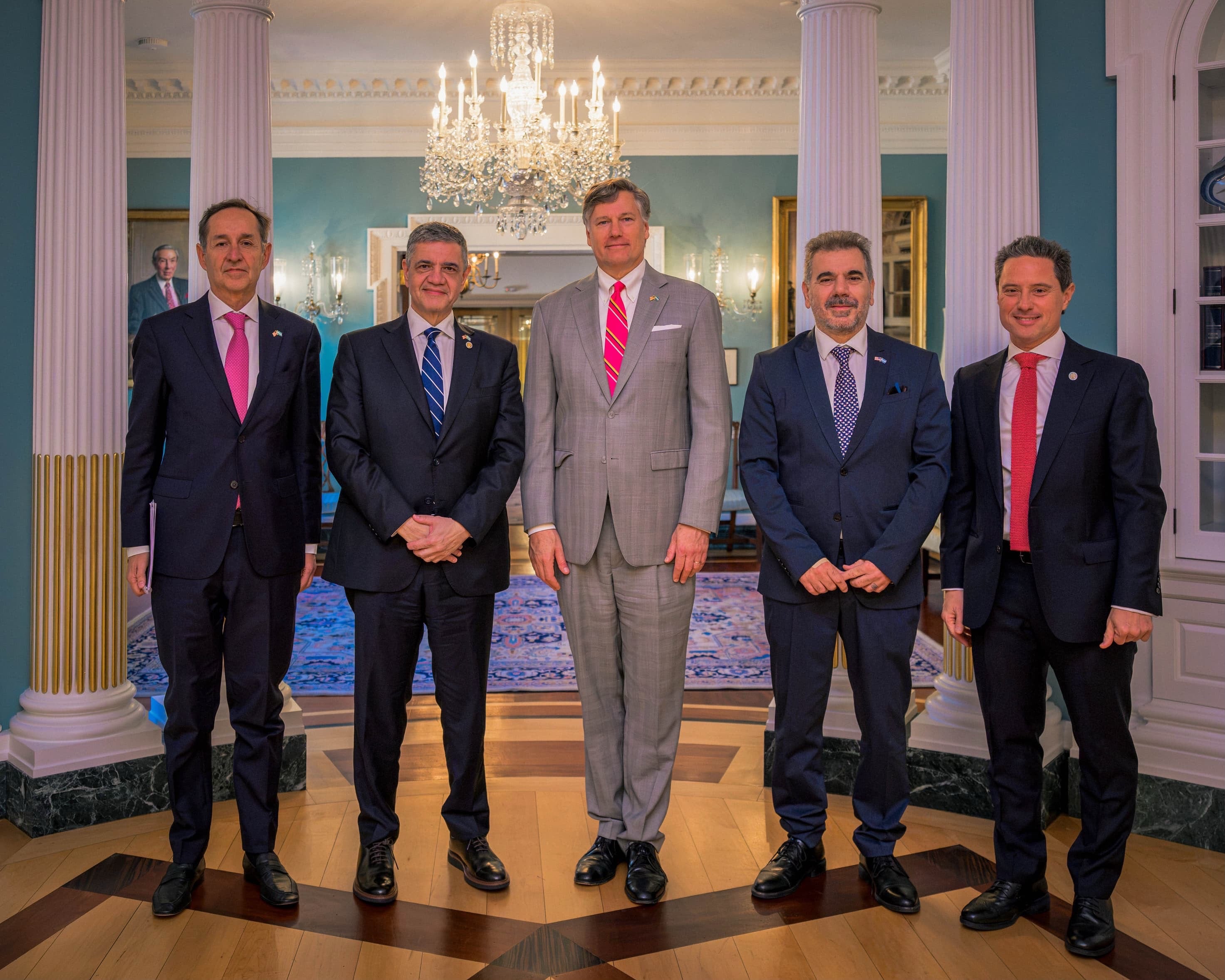 Chris Landau -subsecretario de Estado- junto a Jorge Macri, Christian Ritondo -presidente del bloque de diputados del PRO-, Gabriel Sanchez Zinny -jefe de Gabinete de la Ciudad de Buenos Aires-, y Fulvio Pompeo, secretario General del gobierno porteño