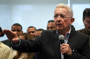 El expresidente Uribe se deberá presentar el viernes 4 de septiembre de 2026 para continuar con la diligencia judicial en el búnker de la Fiscalía, en Bogotá - crédito Catalina Olaya/Colprensa