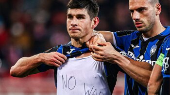El conmovedor pedido de un futbolista ucraniano tras convertir dos goles en la victoria del Atalanta en la Europa League
