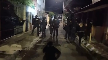 El Organismo de Investigación Judicial (OIJ) y el Ministerio Público ejecutaron 80 allanamientos este viernes en distintas regiones de Costa Rica para desarticular una organización criminal asentada en Limón. Crédito: OIJ
