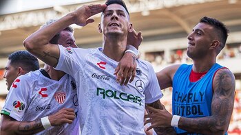 Comenzó su carrera en Gimnasia