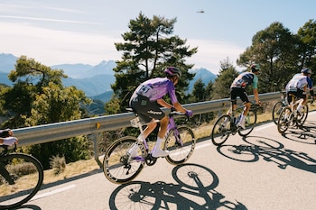 La ronda catalana tendrá una jornada exigente en la montaña-crédito @VoltaCatalunya/X