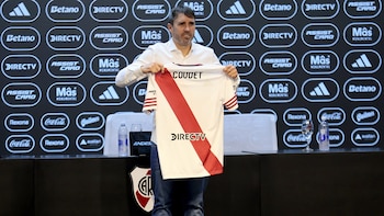 Eduardo Coudet fue presentado como
