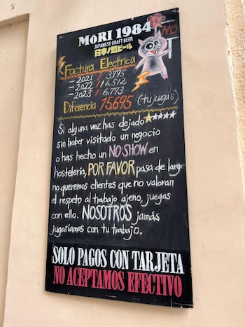 Los usuarios dependen de Google y las valoraciones para elegir restaurantes ( Cartel Don Panko - ALVARO PALAZON)