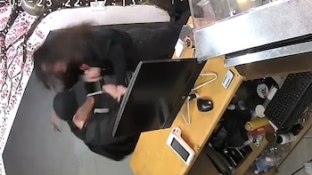Hombre que agredió brutalmente a propietaria de pastelería en Bogotá tendría nuevos cargos: Fiscalía analiza un cambio de delitos