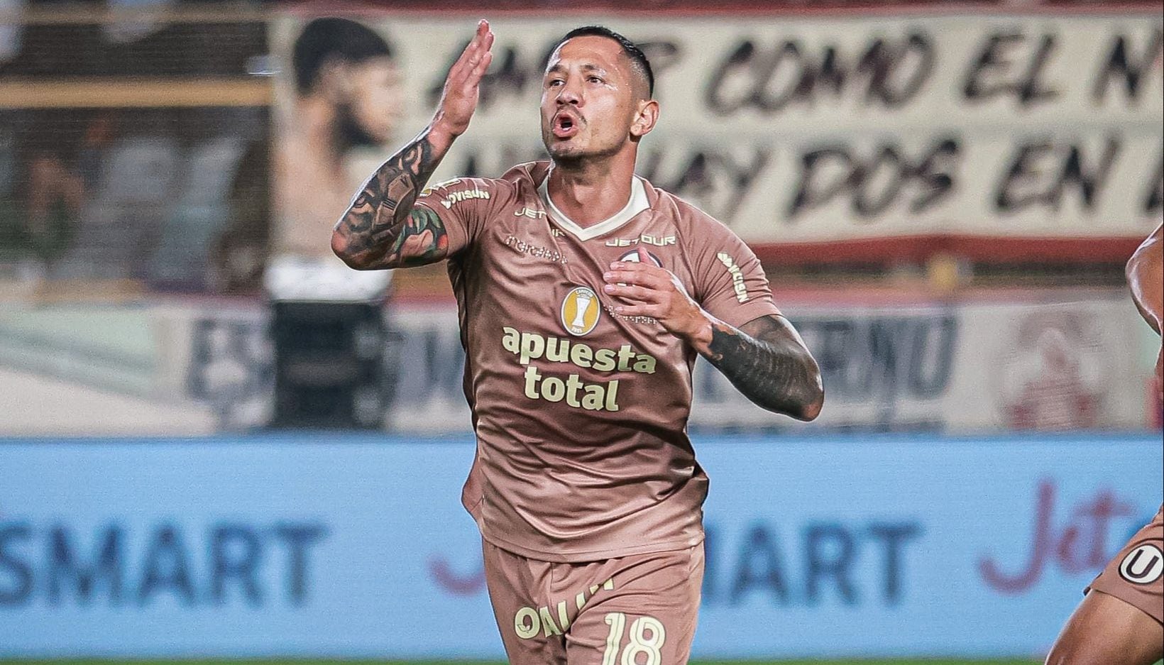 Gianluca Lapadula emocionado por su primer gol con Universitario de Deportes: “Vine para ganar, a dar lo máximo”
