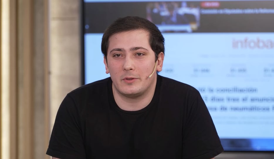 Pérez aclaró que, aunque no está afiliado a La Libertad Avanza, apoya a Javier Milei desde lo discursivo y valora el trabajo de Karina Milei en el movimiento (Infobae en Vivo)