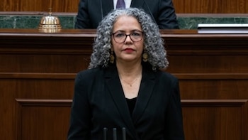 Graciela Domínguez Nava rinde protesta como gobernadora interina en Sinaloa: se alinea con Sheinbaum promete pacificar el estado