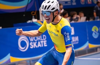 El patinador colombiano Jacobo Mantilla se consagró campeón y ganó la medalla de oro en la prueba de los 15.000 metros eliminación de los Juegos Centroamericanos y del Caribe Santo Domingo 2026 - crédito Wolrd Skate