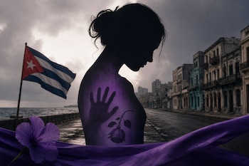 Silueta de perfil de una mujer con una flor y una huella de mano estampadas, con la bandera de Cuba y edificios costeros de fondo.