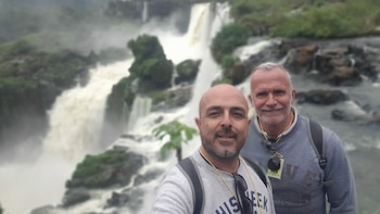 AMORES REALES PABLO y Manuel
