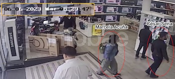 César Sena y su mamá