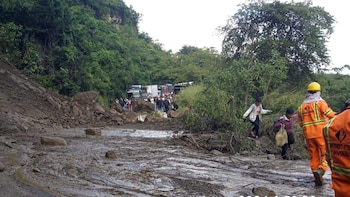 Totalmente cerrada la vía Bucaramanga-Bogotá: