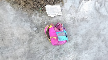 Dos cabezas humanas y un