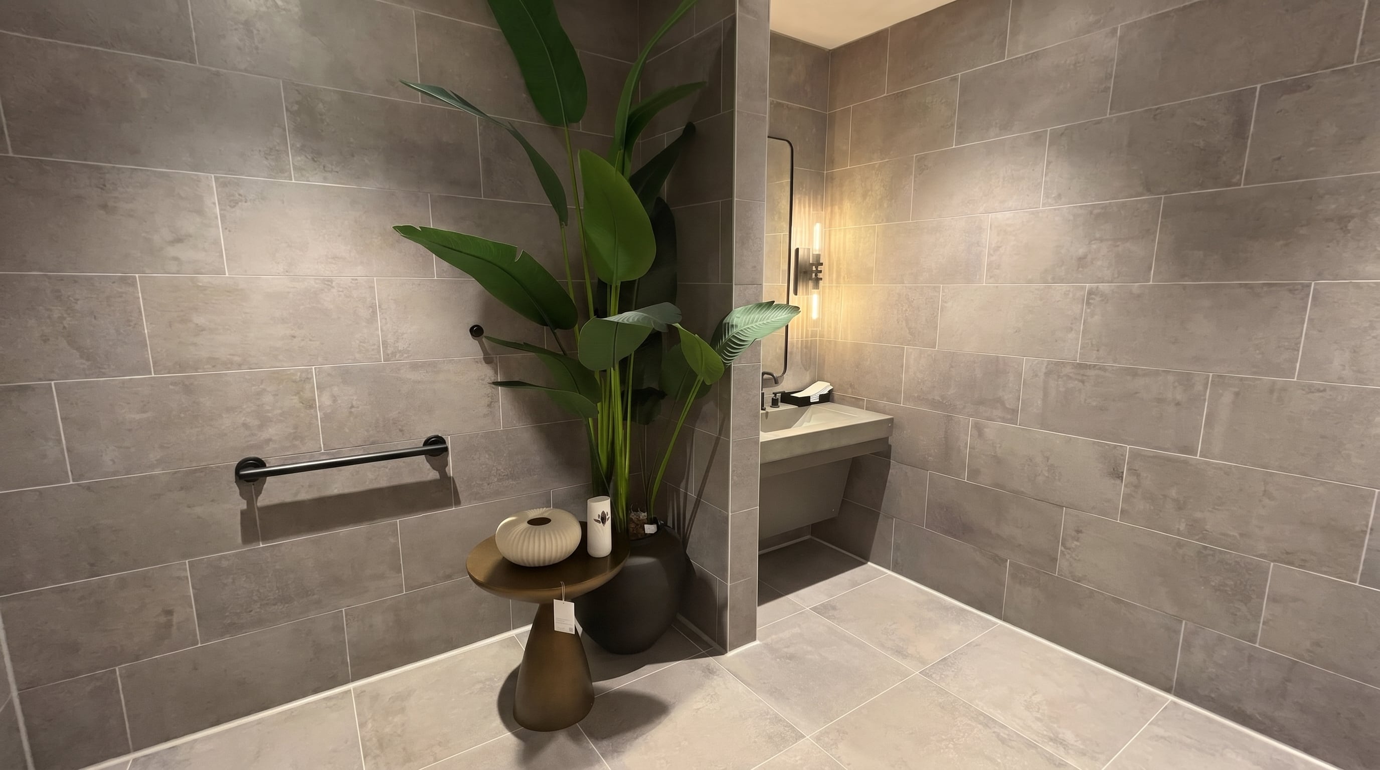 El baño puede retener energía positiva con helecho, bambú o cuna de Moisés cerca del lavabo. (Imagen Ilustrativa Infobae)