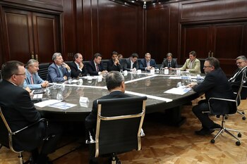 Los presidentes de las automotrices