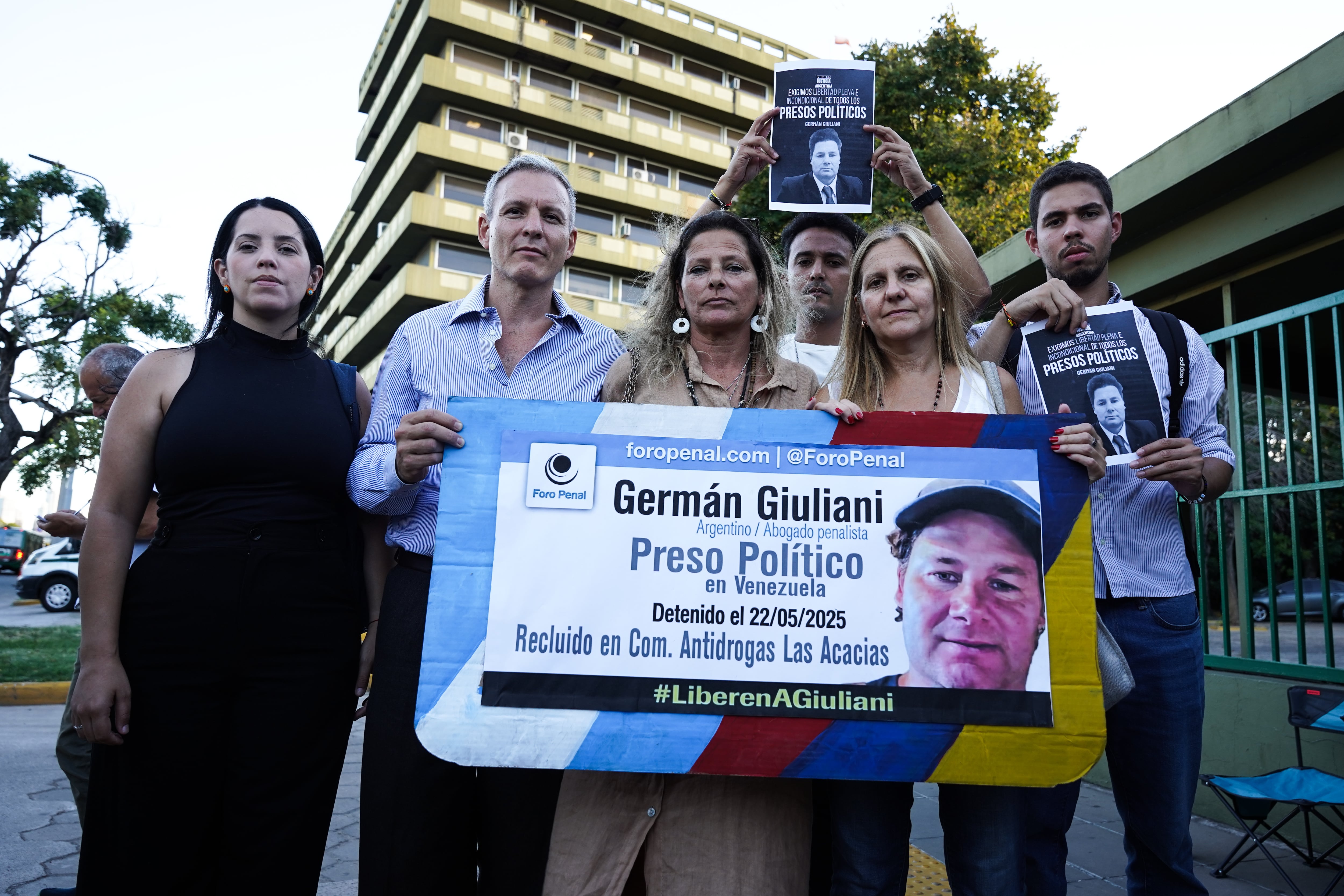 Vanesa Giuliani expone las condiciones infrahumanas y la tortura sufrida por su hermano durante su encarcelamiento (RS Fotos)