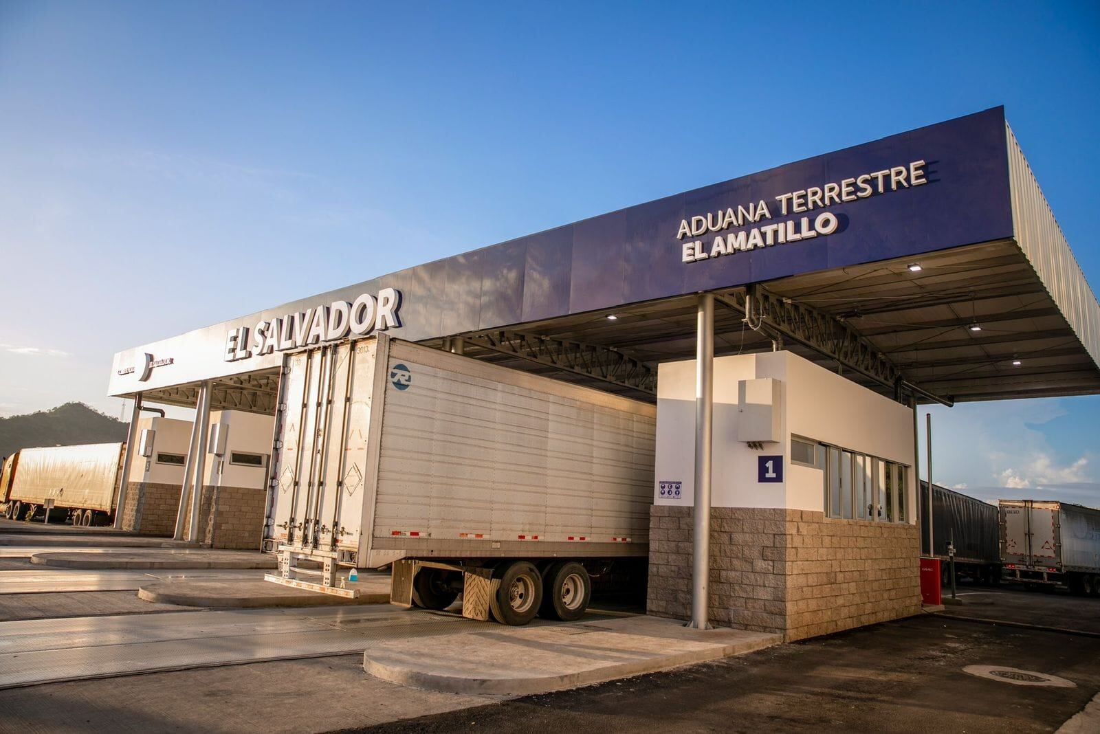 La Aduana de El Salvador utilizará escáneres de rayos X de última generación para reforzar la seguridad fronteriza y optimizar inspecciones. (Cortesía: Aduanas de El Salvador)