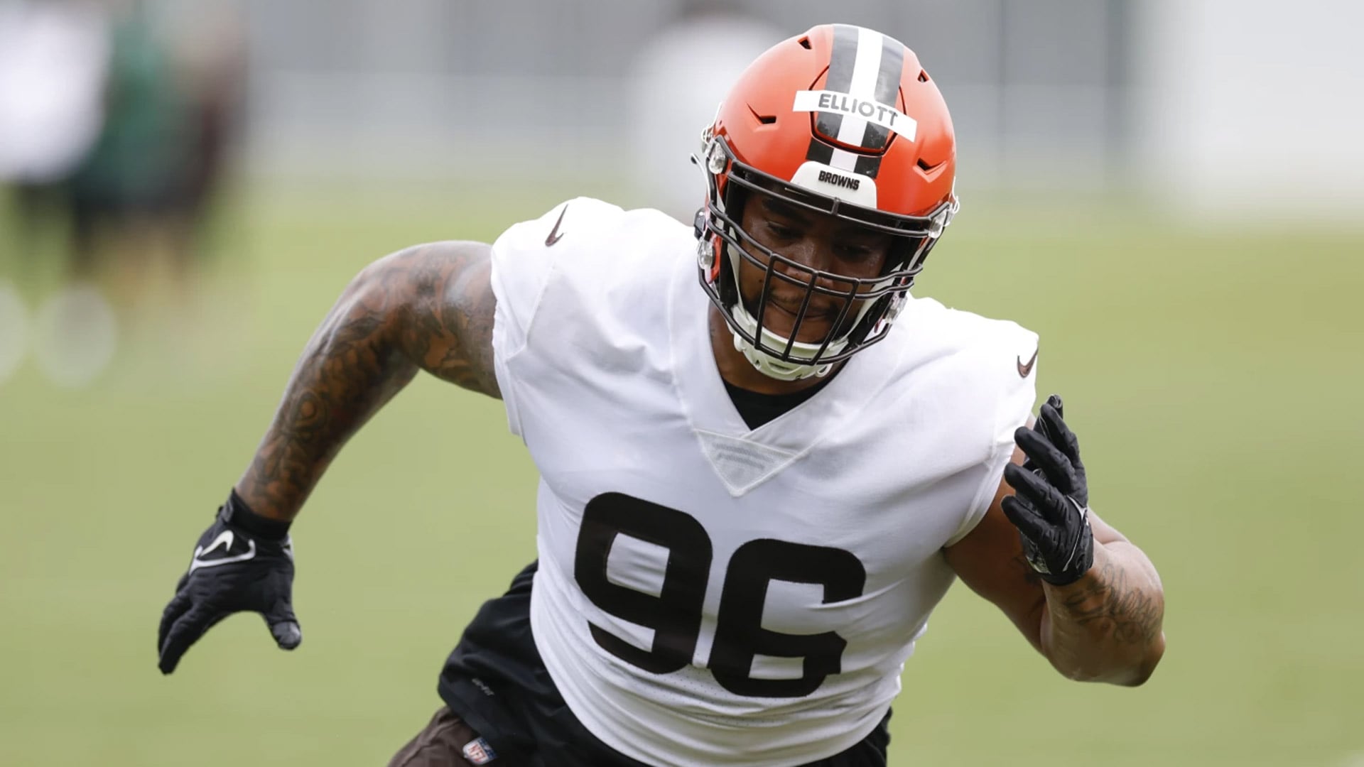 Los Browns lo seleccionaron con la pick 88 del draft de 2020 y lo convirtieron en titular a partir de su tercera temporada (AP)