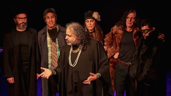 "Mientras los filósofos duermen" está