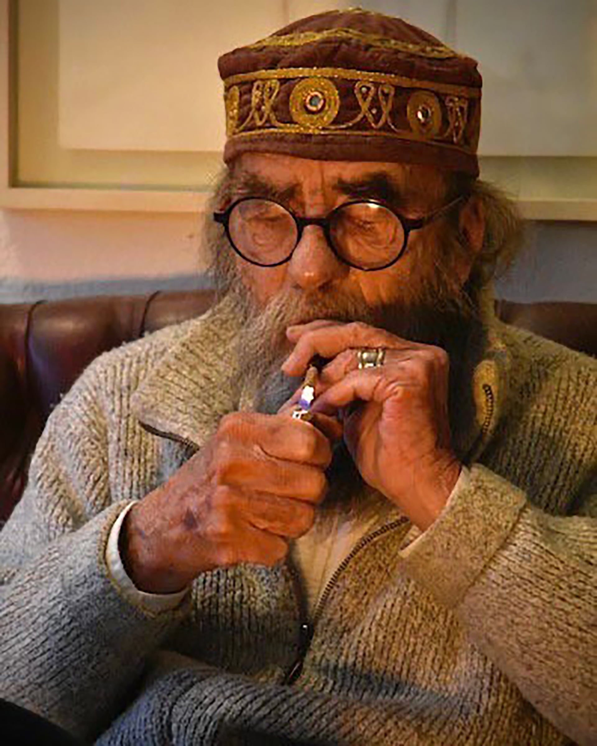 Remo Bianchedi, artista e intelectual argentino cuya obra se caracteriza por la intensidad simbólica de sus retratos