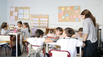 Dos escuelas argentinas quedaron entre las 50 mejores del mundo por sus proyectos de innovación y sustentabilidad