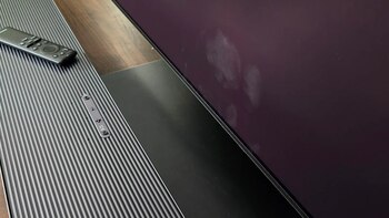 Pantalla de televisor manchada. (Parker