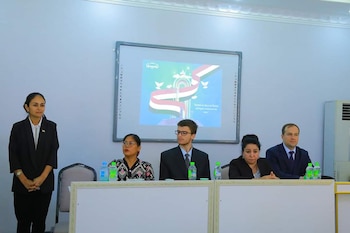 Benjamín Cincunegui (en el medio)