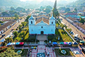 El proyecto contempla la construcción de la Línea de Transmisión El Sitio–Zamorano II–Terrero Blanco. (Foto: Cortesía)