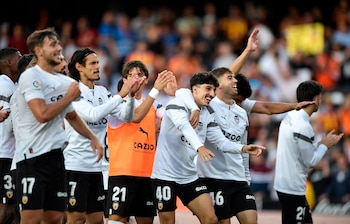 Los jugadores del Valencia celebran