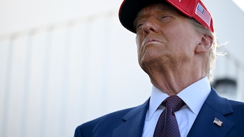 Trump viajará a París para