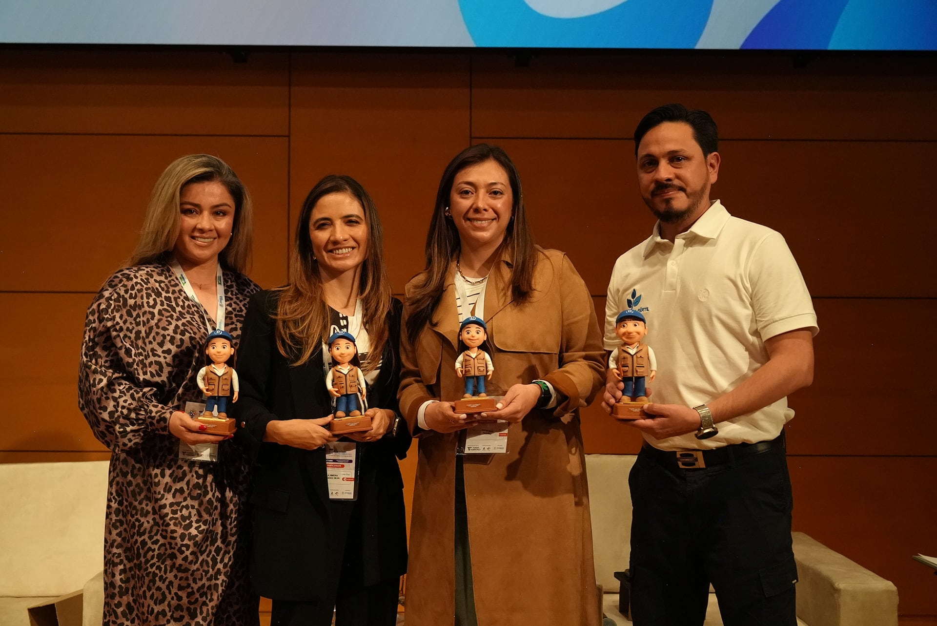 Ganadores por su labor en la gestión social en la primera edición del foro